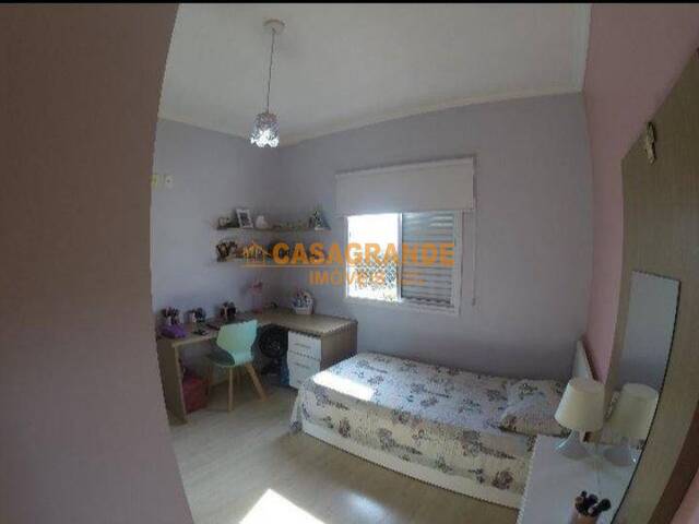 Chácara para Venda em São José dos Campos - 1