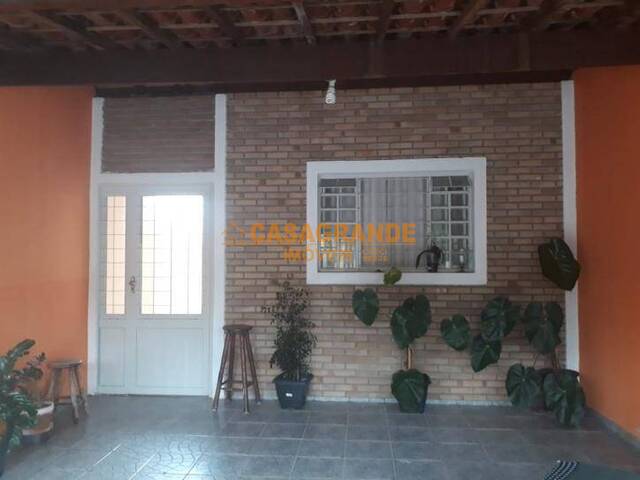 #CA0194 - Casa para Venda em São José dos Campos - SP - 1