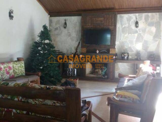 Chácara para Venda em São José dos Campos - 4