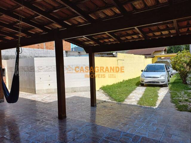 #6335 - Casa para Venda em Caraguatatuba - SP - 2