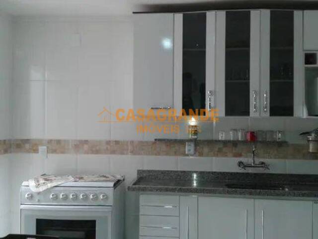 Casa para Venda em São José dos Campos - 5