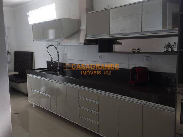 Casa para Locação em São José dos Campos - 5