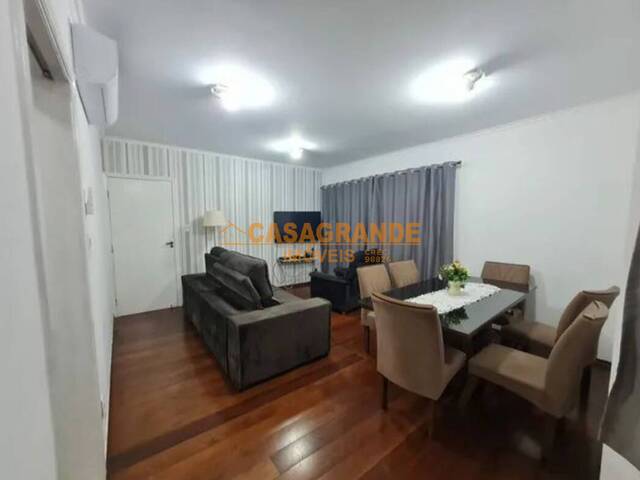 #7135 - Apartamento para Venda em São José dos Campos - SP - 1