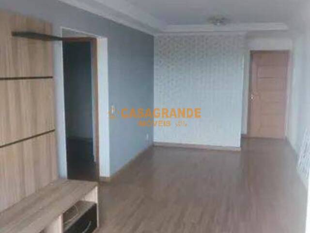 #7484 - Apartamento para Venda em São José dos Campos - SP - 1