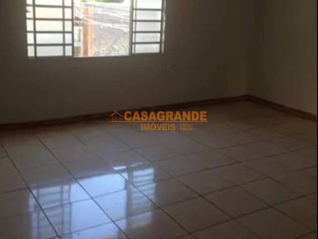 #7570 - Casa para Venda em São José dos Campos - SP - 3