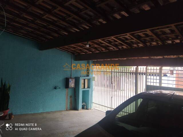 Casa para Venda em São José dos Campos - 4