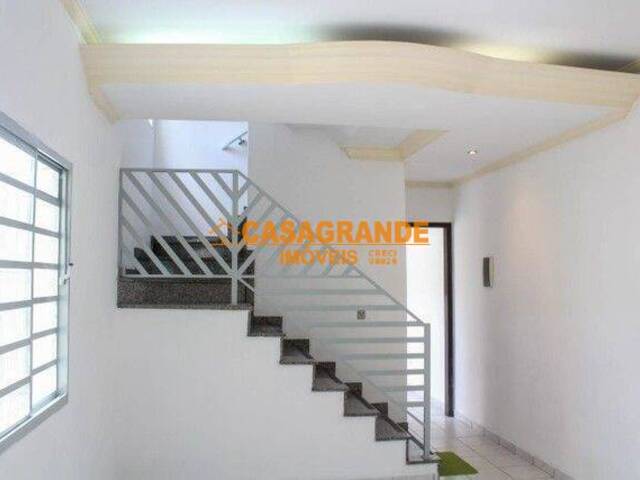 #7846 - Casa para Venda em São José dos Campos - SP - 2