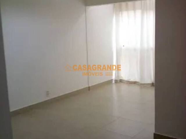 #8161 - Apartamento para Venda em São José dos Campos - SP - 3