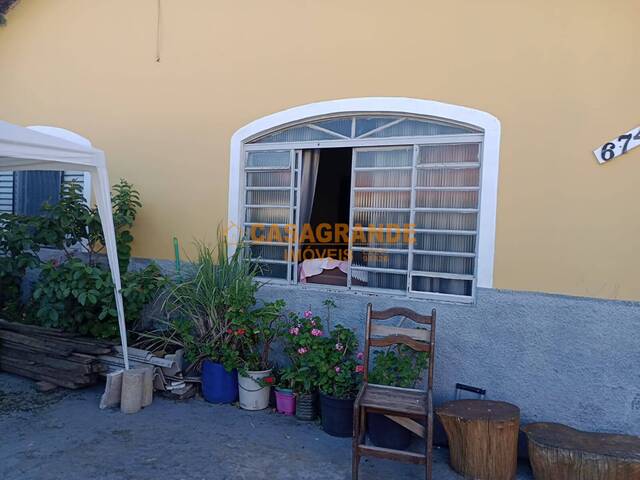 #8285 - Casa para Venda em São José dos Campos - SP - 1