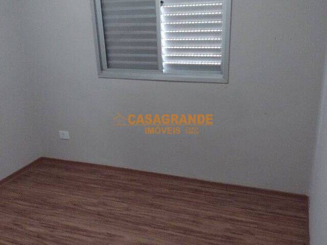 Apartamento para Venda em São José dos Campos - 4