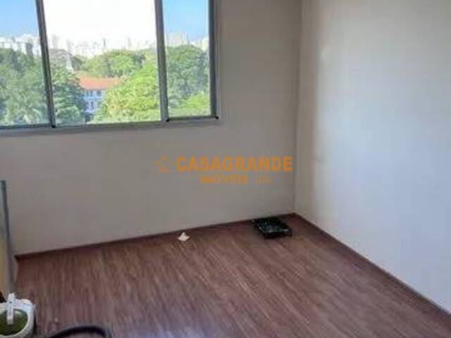 #8287 - Apartamento para Venda em São José dos Campos - SP - 1