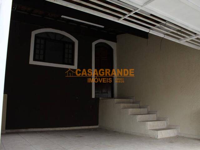 #8424 - Casa para Venda em São José dos Campos - SP - 2