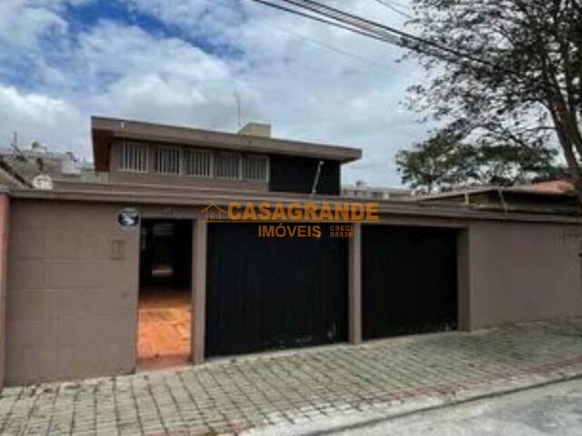 #8427 - Casa para Venda em São José dos Campos - SP - 1