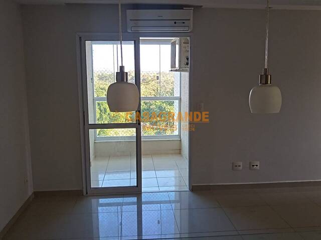 #8431 - Apartamento para Venda em São José dos Campos - SP - 1