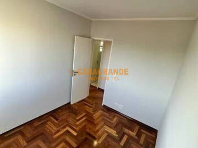#8542 - Apartamento para Venda em São José dos Campos - SP - 3