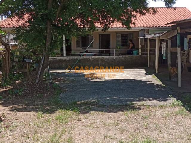 Casa para Venda em São José dos Campos - 2