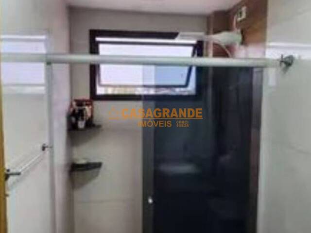 #8693 - Apartamento para Venda em São José dos Campos - SP - 3