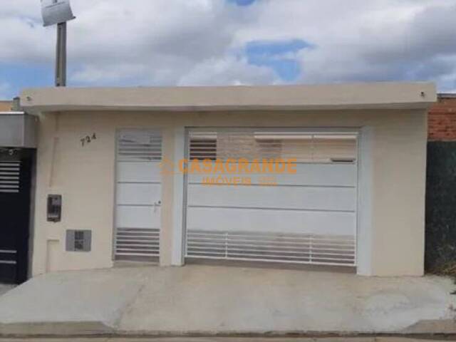 Casa para Venda em São José dos Campos - 1