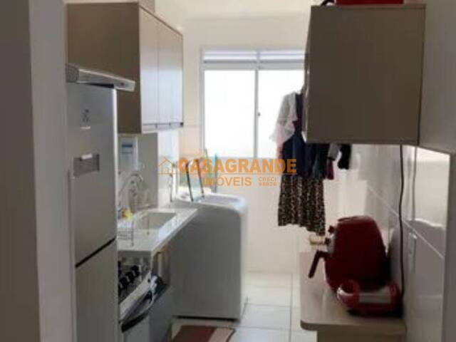 #8721 - Apartamento para Venda em São José dos Campos - SP - 2