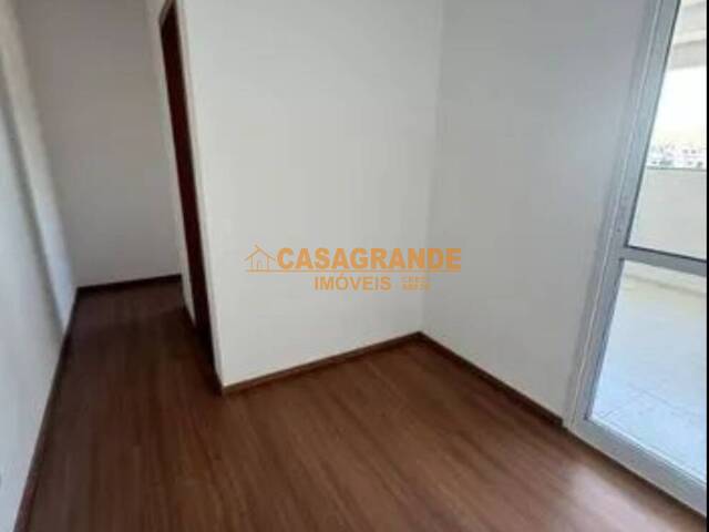 #8759 - Apartamento para Venda em São José dos Campos - SP - 3