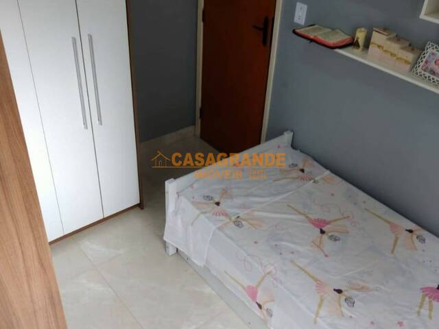 #8768 - Apartamento para Venda em São José dos Campos - SP - 3