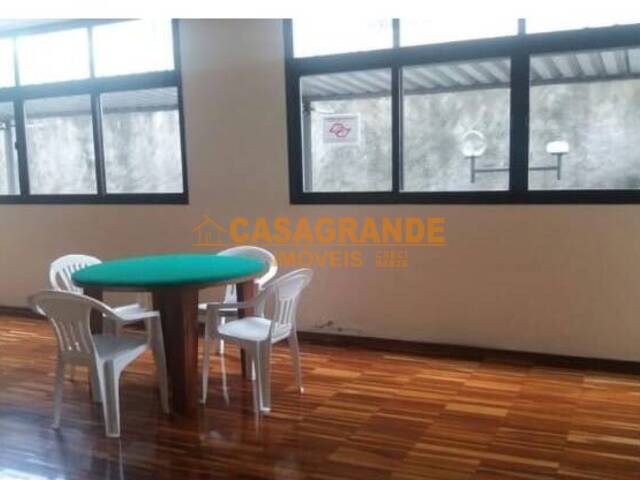 #8806 - Apartamento para Venda em São José dos Campos - SP - 3