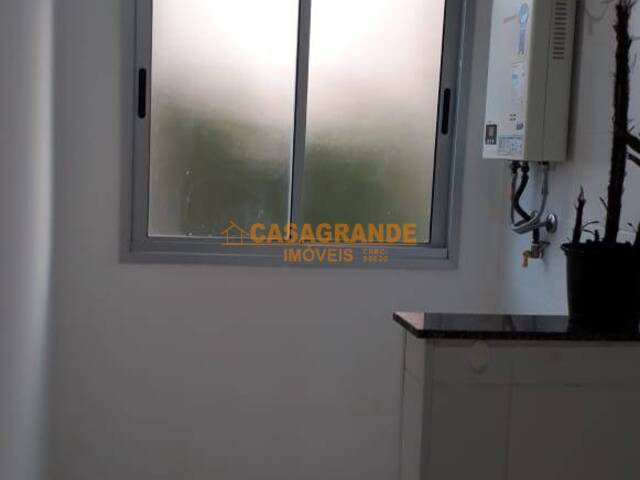 #8810 - Apartamento para Venda em São José dos Campos - SP - 3