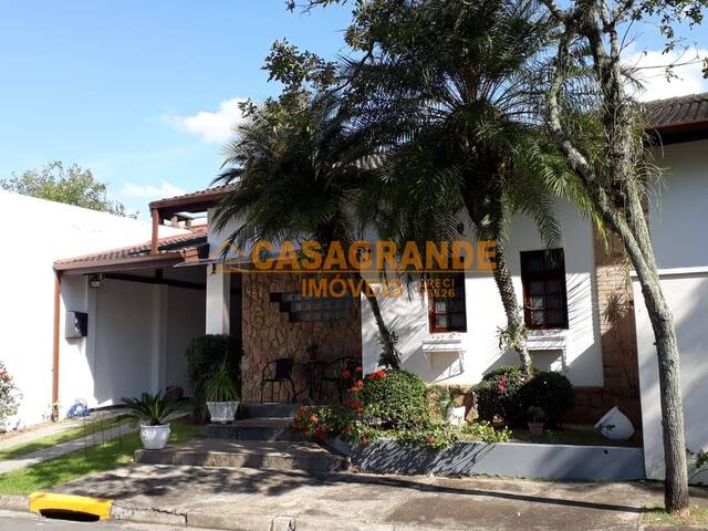 #8822 - Casa para Venda em São José dos Campos - SP - 2