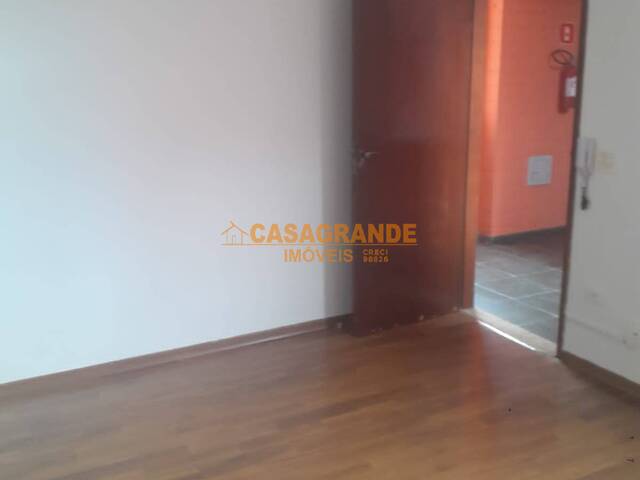 #8842 - Apartamento para Venda em São José dos Campos - SP - 2