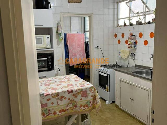 #8916 - Apartamento para Venda em São José dos Campos - SP - 1