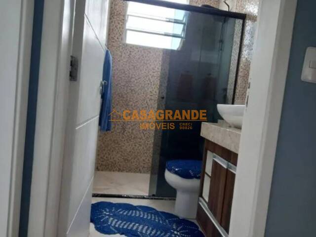 #8918 - Apartamento para Venda em São José dos Campos - SP - 3