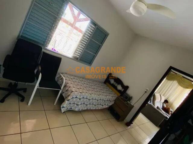 #8944 - Casa para Venda em São José dos Campos - SP - 2