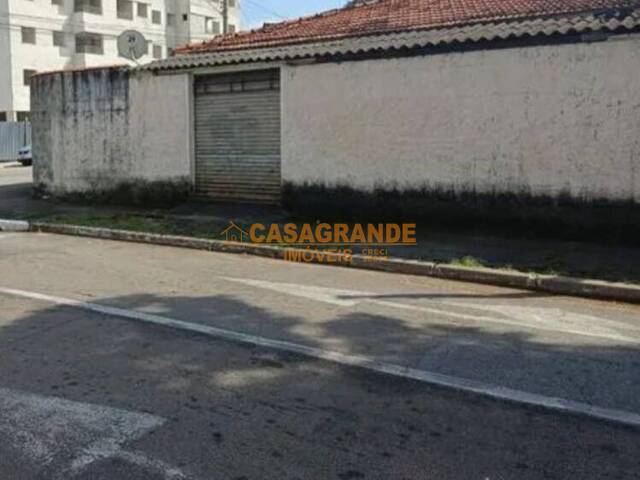 #8951 - Casa para Venda em São José dos Campos - SP - 1