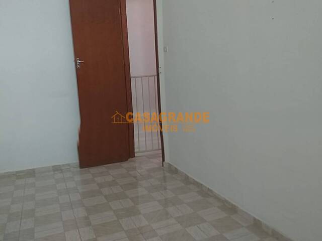 Casa para Venda em São José dos Campos - 5