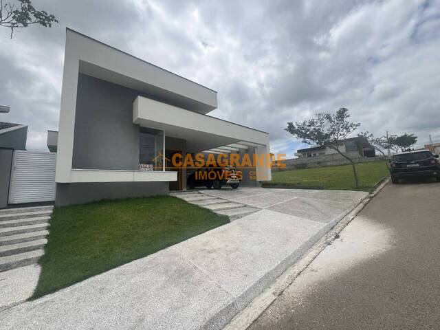 #8995 - Casa para Venda em Caçapava - SP - 2