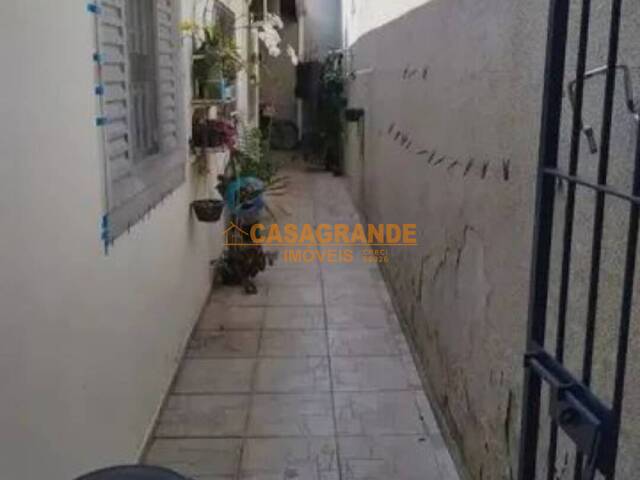 #9070 - Casa para Venda em São José dos Campos - SP - 3