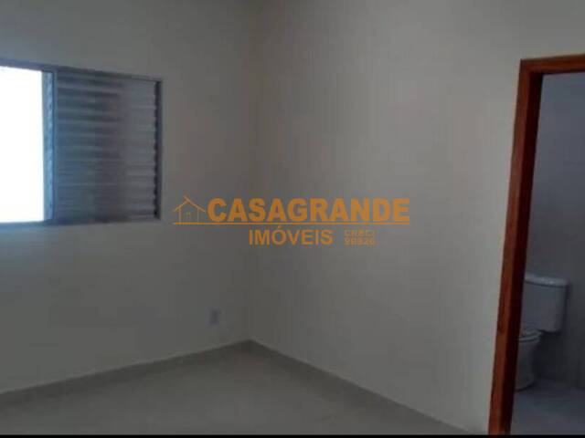 #9108 - Casa para Venda em São José dos Campos - SP - 2