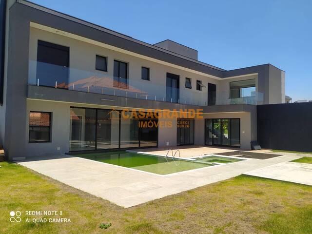 Casa para Venda em São José dos Campos - 2