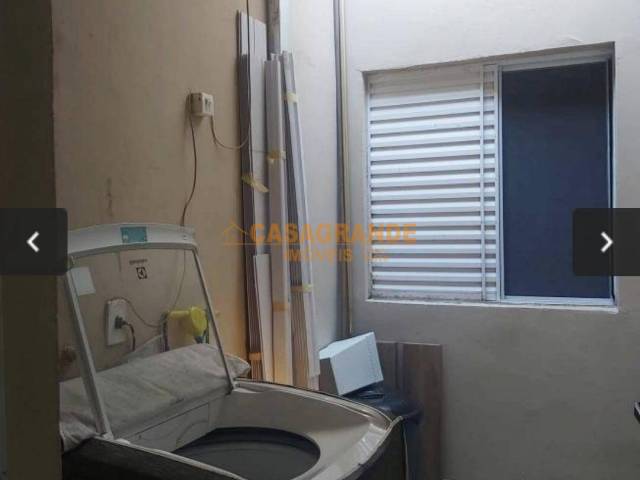 Casa para Venda em São José dos Campos - 4