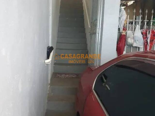 Casa para Venda em São José dos Campos - 5