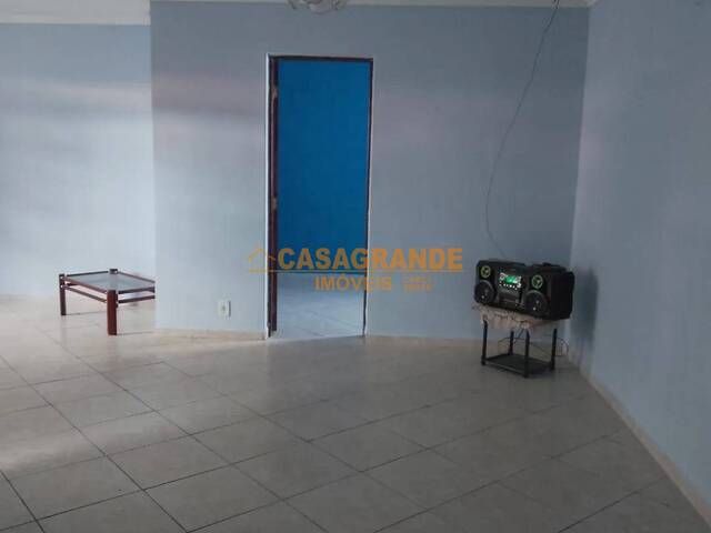 #9667 - Casa para Venda em São José dos Campos - SP - 2
