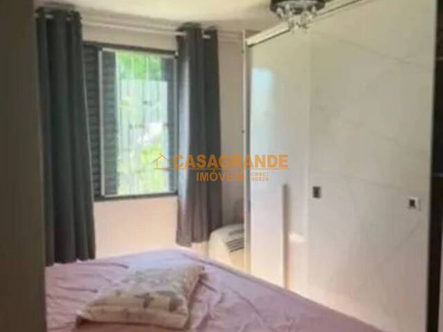 Apartamento para Venda em São José dos Campos - 4