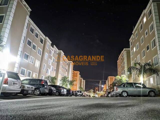 #9813 - Apartamento para Venda em São José dos Campos - SP