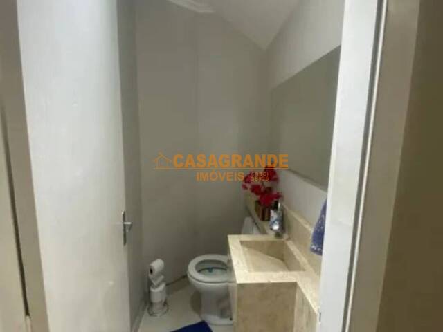 #7752 - Casa para Venda em São José dos Campos - SP