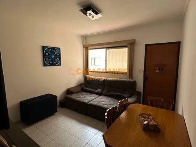 Apartamento para Venda em São José dos Campos - 3