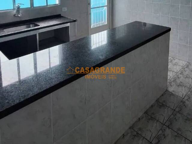 #10520 - Casa para Venda em São José dos Campos - SP - 2