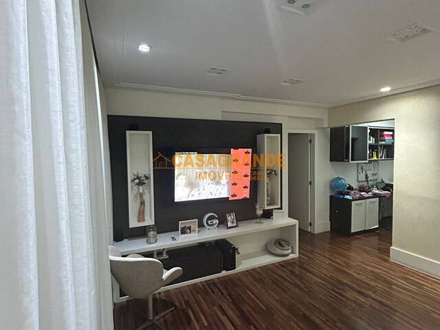Apartamento para Locação em São José dos Campos - 2
