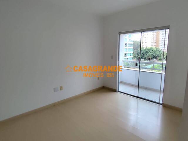 #10638 - Apartamento para Venda em São José dos Campos - SP