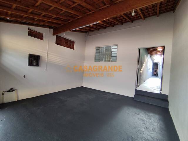#10015 - Casa para Venda em São José dos Campos - SP - 2