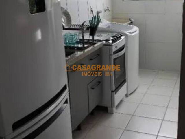 Apartamento para Venda em São José dos Campos - 4